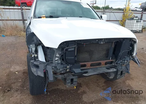 2013 Ram 1500 Big Horn z USA, uszkodzony, nr VIN 1C6RR6LT8DS650556